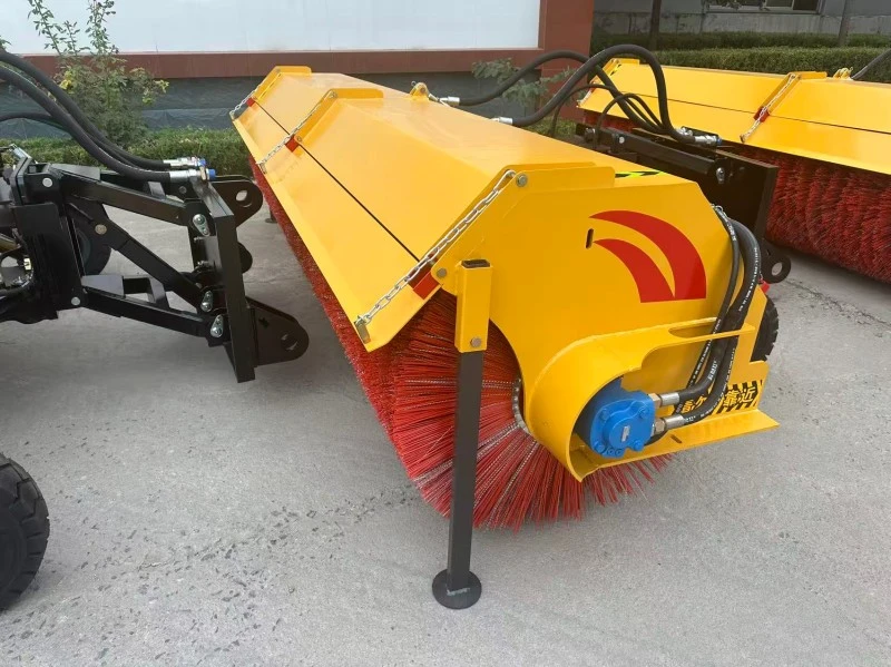 Vehicle-mounted snow rotary brush front view